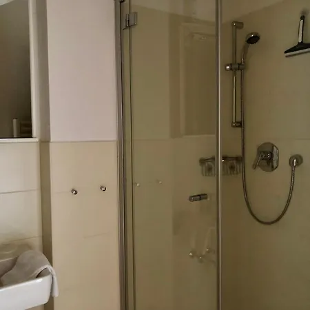 Kitz Residenz 6 アパート