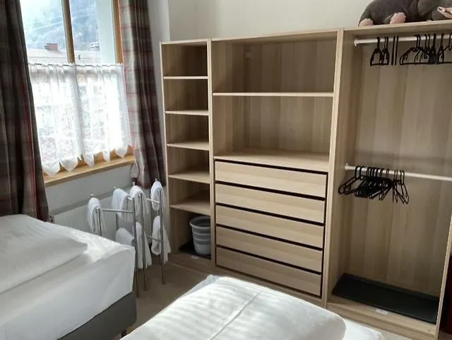 Kitz Residenz 6 アパート *